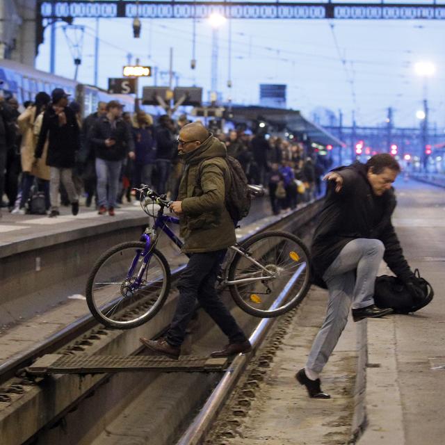 Jour de grève à la gare de Lyon, à Paris, ce mardi 3 avril 2018. [AP Photo - Francois Mori]