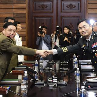 Première rencontre entre des hauts responsables militaires des deux Corées depuis 10 ans. [Keystone - South Korea Defense Ministry via AP]