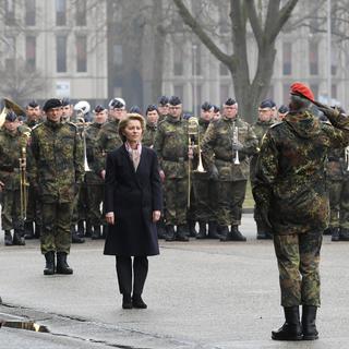 Ursula von der Leyen (CDU), ministre allemande de la Défense, lors d'une cérémonie militaire en mars 2018.