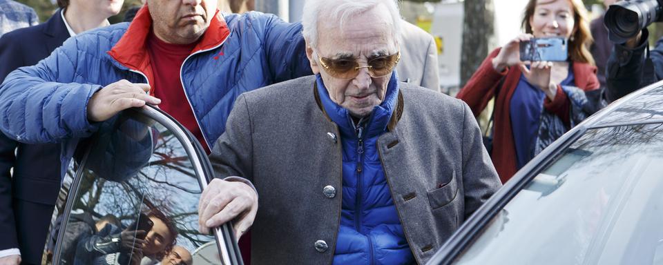 Le chanteur français Charles Aznavour, ambassadeur armémien en Suisse, ici à Genève. [Salvatore Di Nolfi]