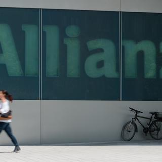 Allianz renonce à assurer les centrales et mines associées au charbon. [Keystone - DPA/Andreas Gebert]