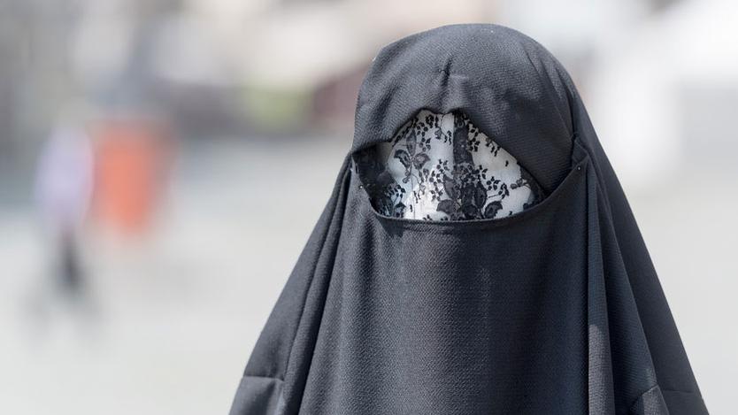 La loi saint-galloise vise à prévenir toute évolution future, même si personne ne porte la burqa aujourd'hui. [Ti-Press/Keystone - Pablo Gianinazzi]