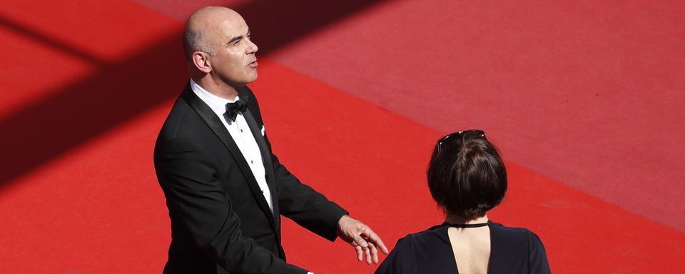 Le président de la Confédération Alain Berset, avec son épouse Mureil Zeender, au Festival de Cannes le 11 mai 2018. [EPA/Keystone - Ian Langsdon]