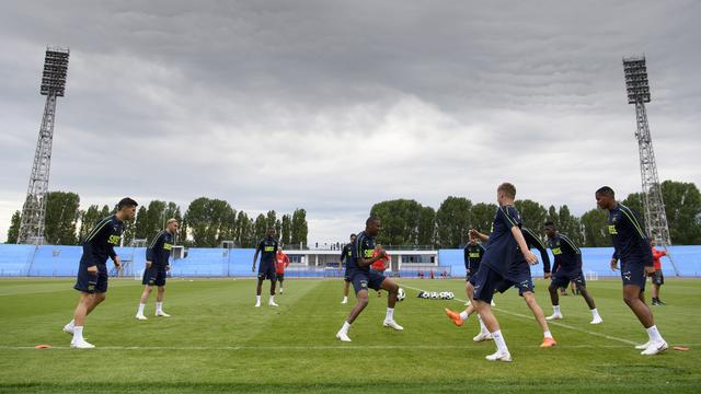 1er entraînement de l'équipe nationale suisse de football à Togliatti, en Russie. [Keystone - Laurent Gilliéron]