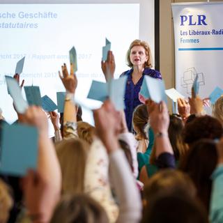 Doris Fiala, présidente des femmes PLR suisse lors de l'assemblée générale en avril. [Keystone - Valentin Flauraud]