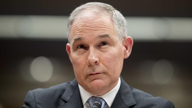 Le désormais ex-ministre de l'Environnement américain Scott Pruitt [Keystone - Andrew Harnik]