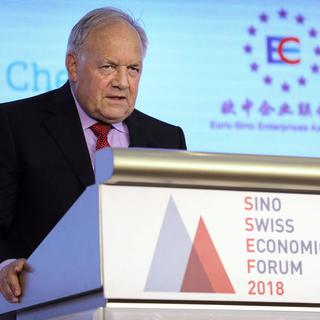 Johann Schneider-Ammann devant le Forum économique sino-suisse à Pékin, 06.09.2018. [Keystone - Mark Schiefelbein]