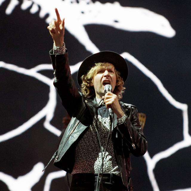 Le musicien américain Beck se produit sur scène au Québec. [AFP - Alice Chiche]