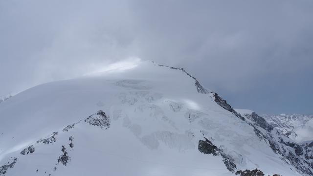 Le site où ont été piégés les alpinistes. [Police cantonale valaisanne]