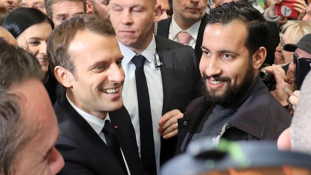 Emmanuel Macron (à gauche) et Alexandre Benalla, photographiés le 24 février 2018. [Reuters - POOL New]