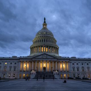Vue sur le Capitole à Washington, à la veille de l'entrée en vigueur du "shutdown". [Keystone - EPA/Jim Lo Scalzo]
