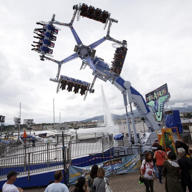 Les Genevois décidaient dimanche de l'avenir des Fêtes de Genève. [Keystone - Salvatore Di Nolfi]