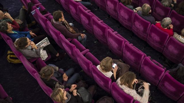 Plus il fait beau, moins les gens vont au cinéma. [Keystone - Alessandro della Valle]