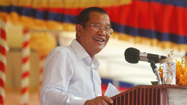 L'ex-Khmer rouge Hun Sen est devenu Premier ministre du Cambodge en 1985. [reuters - Samrang Pring]