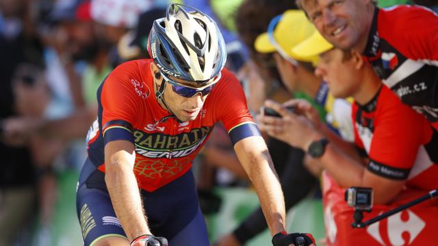 Vincenzo Nibali a chuté lors de la 12e étape de la Grande Boucle. [Keystone - Kim Ludbrook]