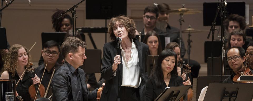 Jane Birkin sur la scène du Carnegie Hall à New York, le 1er février 2018. [AFP - Don EMMERT]