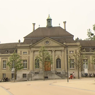 La bibliothèque cantonale de Fribourg sera rénovée pour 2023. [RTS]