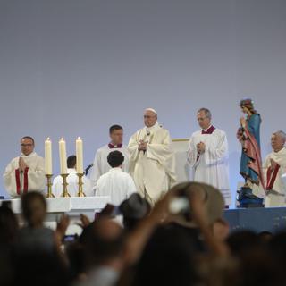 Le pape François lors de la messe à Genève, jeudi 21.06.2018. [RTS - Philippe Christin]