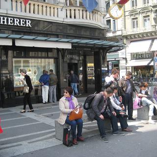 Un groupe de touristes taïwanais à Lucerne en 2013. [RTS - Alain Arnaud]