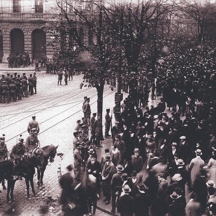 Occupation de la Paradeplatz à Zurich le 9 novembre 1918. Un soldat est tué par balle lors de la grève locale qui précède la grande grève générale. [© Stadtarchiv Zürich/DR]