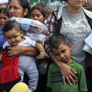 La modification voulue par Donald Trump vise les enfants de migrants illégaux nés aux Etats-Unis. [Reuters - Loren Elliott]