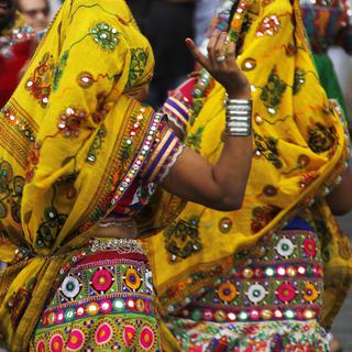 Femmes indiennes en habits traditionnels. [Fotolia - Laiotz]