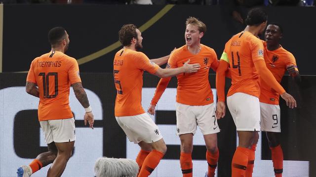 Les "Oranje" ont réussi une fin de match à couper le souffle. [Friedemann Vogel]