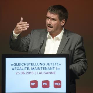 Le président du PS Christian Levra lors de l'assemblée des délégués du parti à Lausanne le 23 juin 2018. [Keystone - Christian Brun]