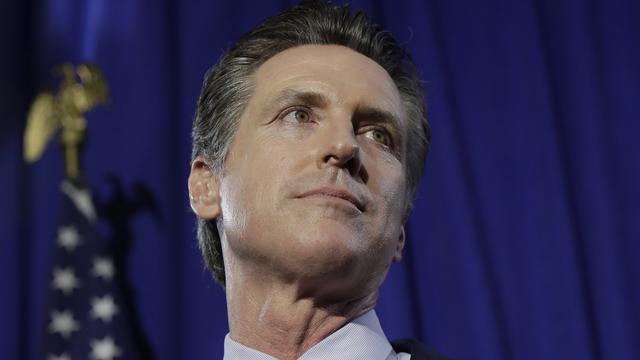 L'ancien maire démocrate de San Fransisco Gavin Newsom est le grand favori en Californie. [AP/Keystone - Jeff Chiu]