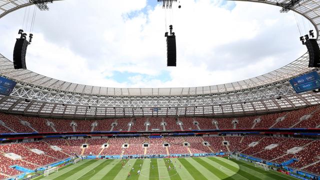 Le Luzhniki Stadium de Moscou accueillera le match d'ouverture de Coupe du monde de football. [Keystone - EPA/Abedin Taherkenareh]