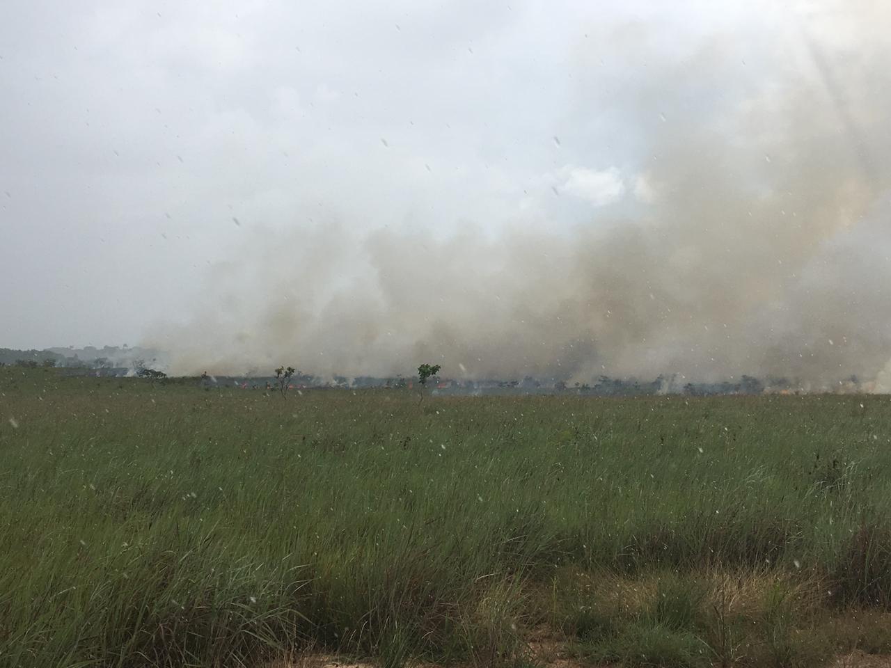 Un incendie ravage la forêt en Colombie. [RTS - Anouk Henry]