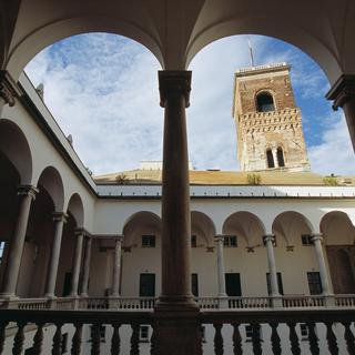 Une exposition au Palazzo ducale de Gênes (photo) était consacrée à une cinquantaine d’oeuvres signées Amedeo Modigliani. [Keystone - Martin Ruetschi]