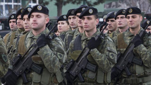 Le Kosovo s'est doté d'une armée pour affirmer sa souveraineté. [Keystone - Visar Kryeziu]