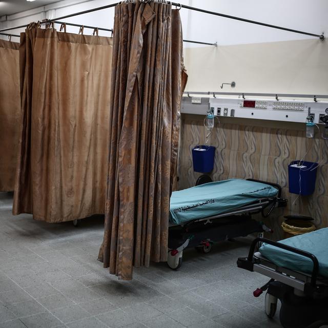 L'hôpital de Beit Hanoun, dans la bande de Gaza, est vide à cause de l'épuisement du carburant. [Anadolu Agency/AFP - Mustafa Hassona]