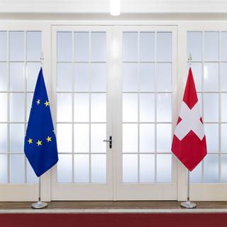 Le "milliard de cohésion" promis par la Suisse à l'UE sera soumis à une consultation. [Keystone - Peter Klaunzer]