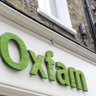 Le sigle d'Oxfam sur un des magasins londoniens de l'ONG. [AP PA - Nick Ansell]