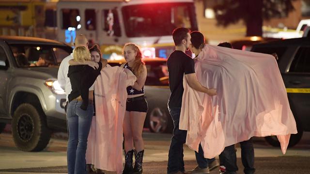 Un homme a ouvert le feu dans un bar de Thousand Oaks, en Californie. [Keystone - AP Photo/Mark J. Terrill]