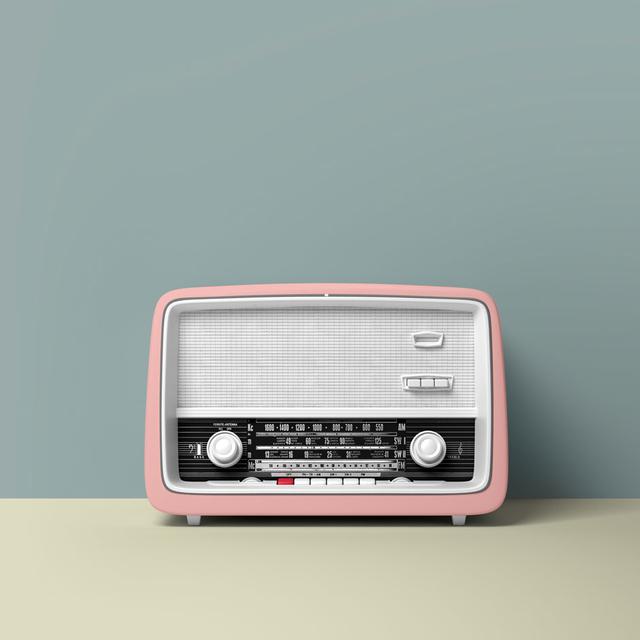 Vue d'un poste de radio vintage. [Fotolia - pinkeyes]
