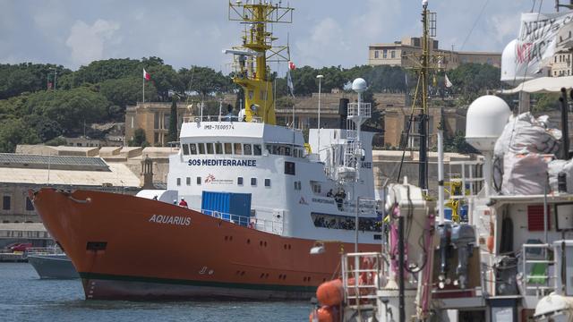 L'Aquarius dans le port maltais d'Isla. [Keystone - Rene Rossignaud - AP Photo]