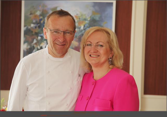 Georges et Andrea Wenger ont acheté leur établissement en 1981 et en ont fait ensemble l’une des meilleures tables de Suisse, avec ses 18/20 points au GaultMillau et deux étoiles au Michelin. [Photos ldd]