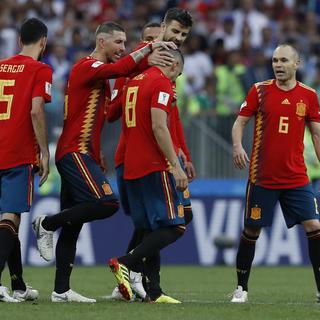 Les joueurs espagnols avaient la mine basse après le dénouement des tirs au but. [l'Espagne éliminée par la Russie!]