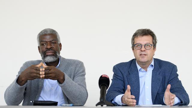 Les municipaux de Vevey libre Michel Agnant et Jérôme Christen sont en conflit avec la Municipalité depuis bientôt deux ans. [Keystone - Laurent Gillieron]