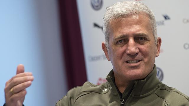 Vladimir Petkovic lors de la conférence de presse du 19 mars à Kloten. [Melanie Duchene]