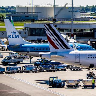Des avions des compagnies Air France et KLM. [AFP - Robin Utrecht/ANP]
