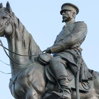 Statue à Sofia (Bulgarie) du Tsar Alexandre II de Russie. [Fotolia - villy_yovcheva]