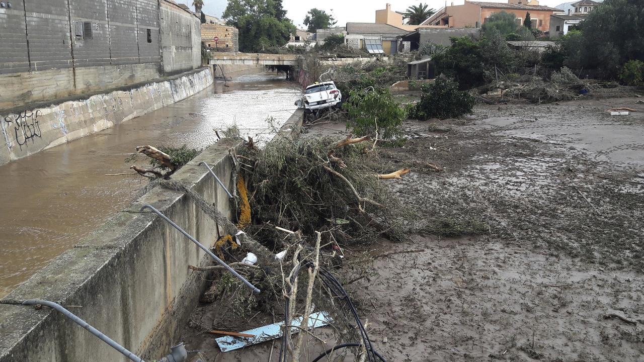 Des inondations ont ravagé Sant Llorenc, en Espagne, mercredi 10 octobre 2018, tuant au moins neuf personnes et causant la disparition de six individus. [Keystone/AP - Joan Llado]