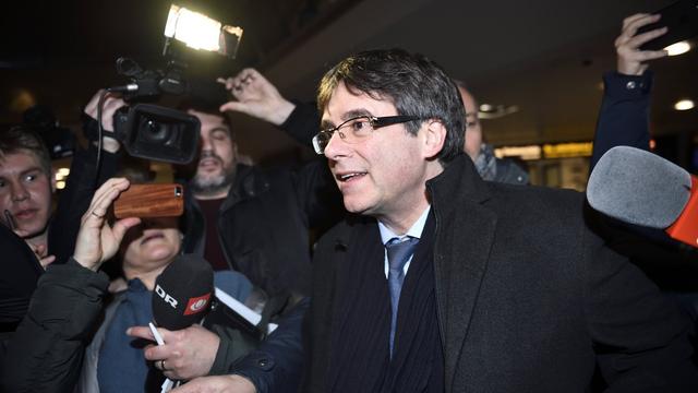 Le président déchu de Catalogne Carles Puigdemont à son arrivée à Copenhague lundi. [EPA/Keystone - Tariq Mikkel Khan]