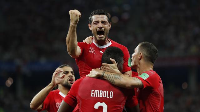 Blerim Dzemaili célèbre son but face au Costa Rica. [Keystone - AP Photo/Natasha Pisarenko]