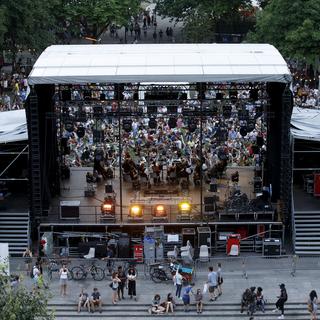 Une des scènes du Parc des Bastions à Genève, lors de la Fête de la musique 2017. [Keystone - Salvatore Di Nolfi]