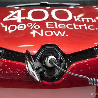 Une voiture électrique exposée au Salon de l'Auto de Genève. [Keystone - Cyril Zingaro]